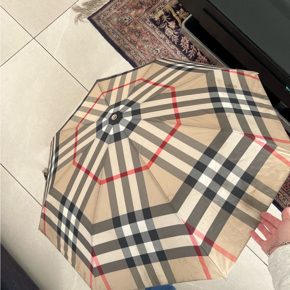 Burberry authentic Plaid Umbrella with Black and Red Stripes